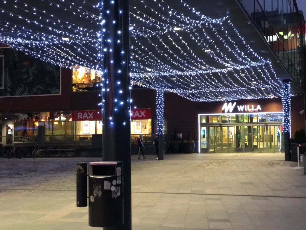 Kauppakeskus Willan jouluvalaistus